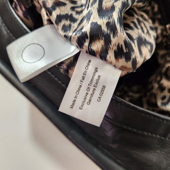 Danier Black Leather Purse w/ Leopard Print Interior - Picture 9 of 11